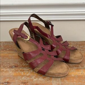 Aerosoles Womens Size 9 Red Strappy Woven Wedge Sandals Heels Comfort Shoes Boho